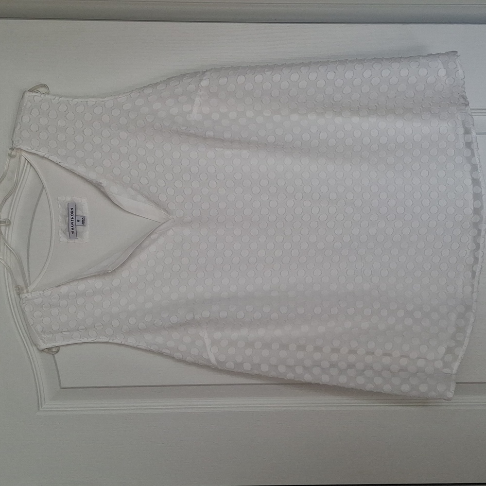 41 Hawthorn White Sleeveless V-Neck Blouse 2X